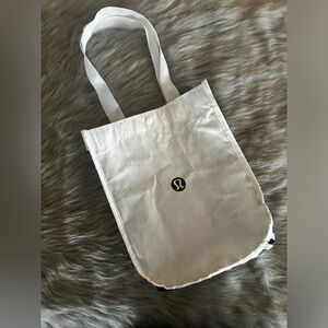 LIKE NEW - LULULEMON reusable bag.